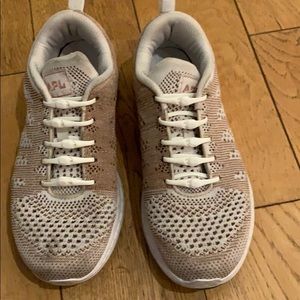 Apl technloom pro rose gold